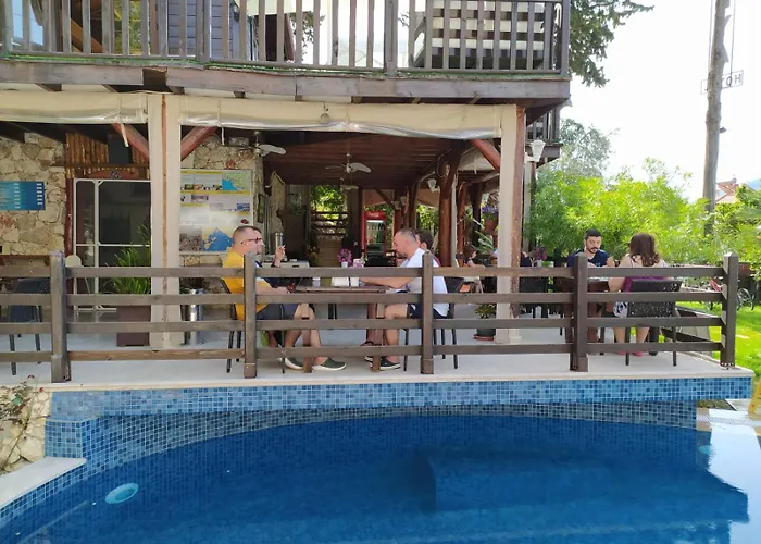 Hotel Alya