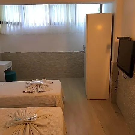 Hotel Alya