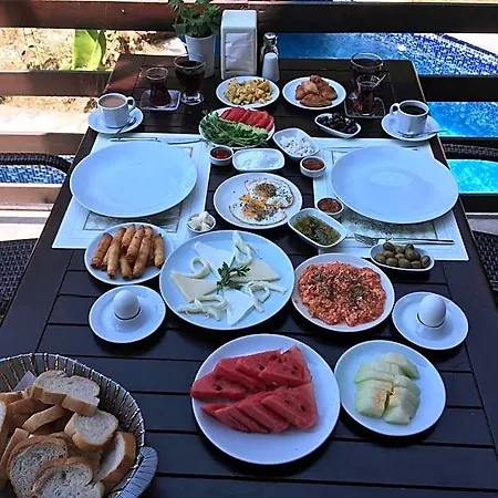 Hotel Alya 5*