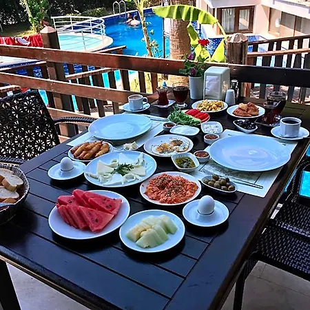 Alya Göcek